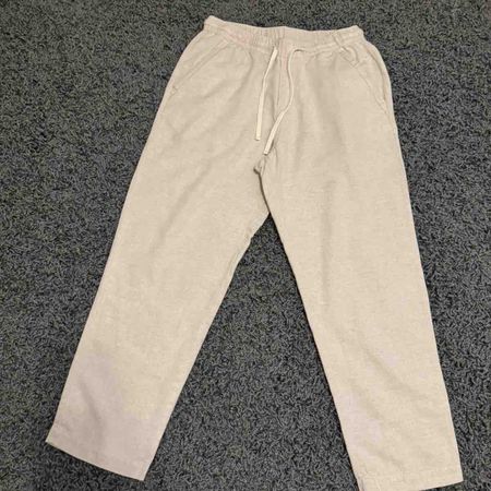 Zara Freizeithose beige Grösse M neuwertig