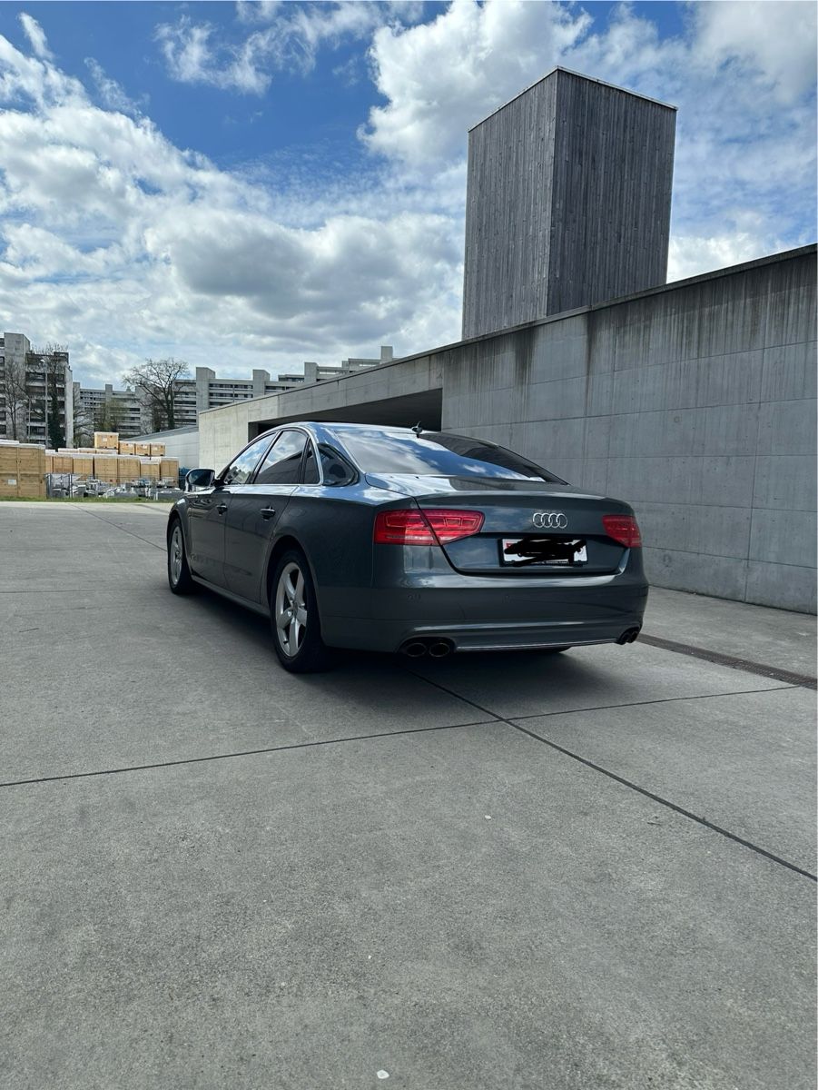 Audi Automobili: Audi S8 TFSI Quattro Voll Austattung – Usato da Niedergösgen venduto da Dibu123 1
