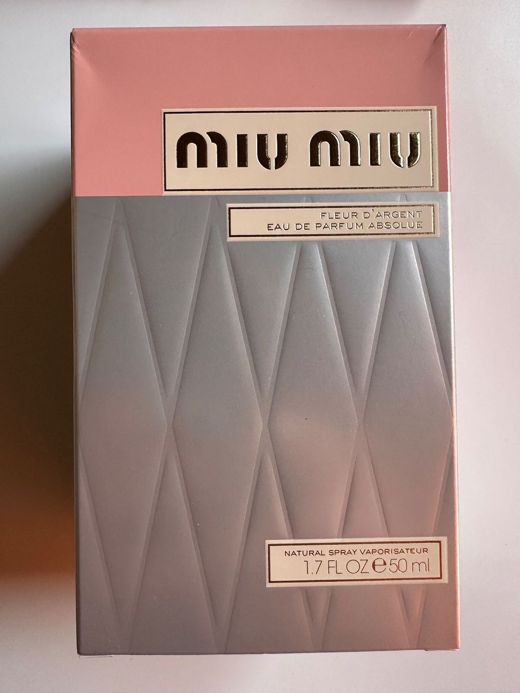 Miu Miu Profumi & Eau de Toilette: Eau de parfum absolue MIU MIU – Nuovo (secondo la descrizione) da Bouveret venduto da seb_rjx8