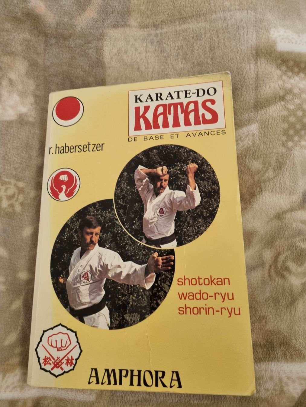 Livres: Livre Karaté-Do Katas: Techniques de base et avancées – D'occasion à Riddes par pierre-a-facettes