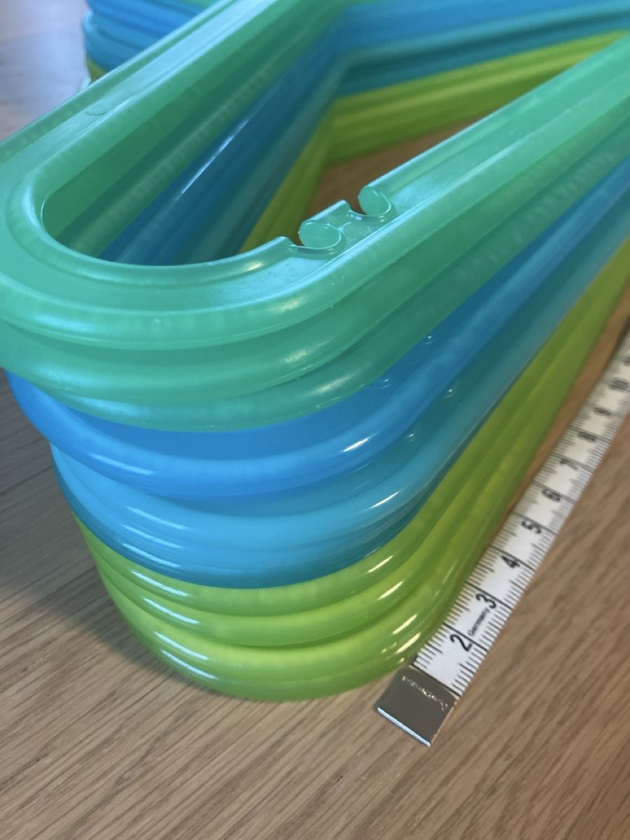 Ikea Appendiabiti: 12 kinder Kleiderbügel – Usato da Weissbad venduto da Praxedis_P51 1