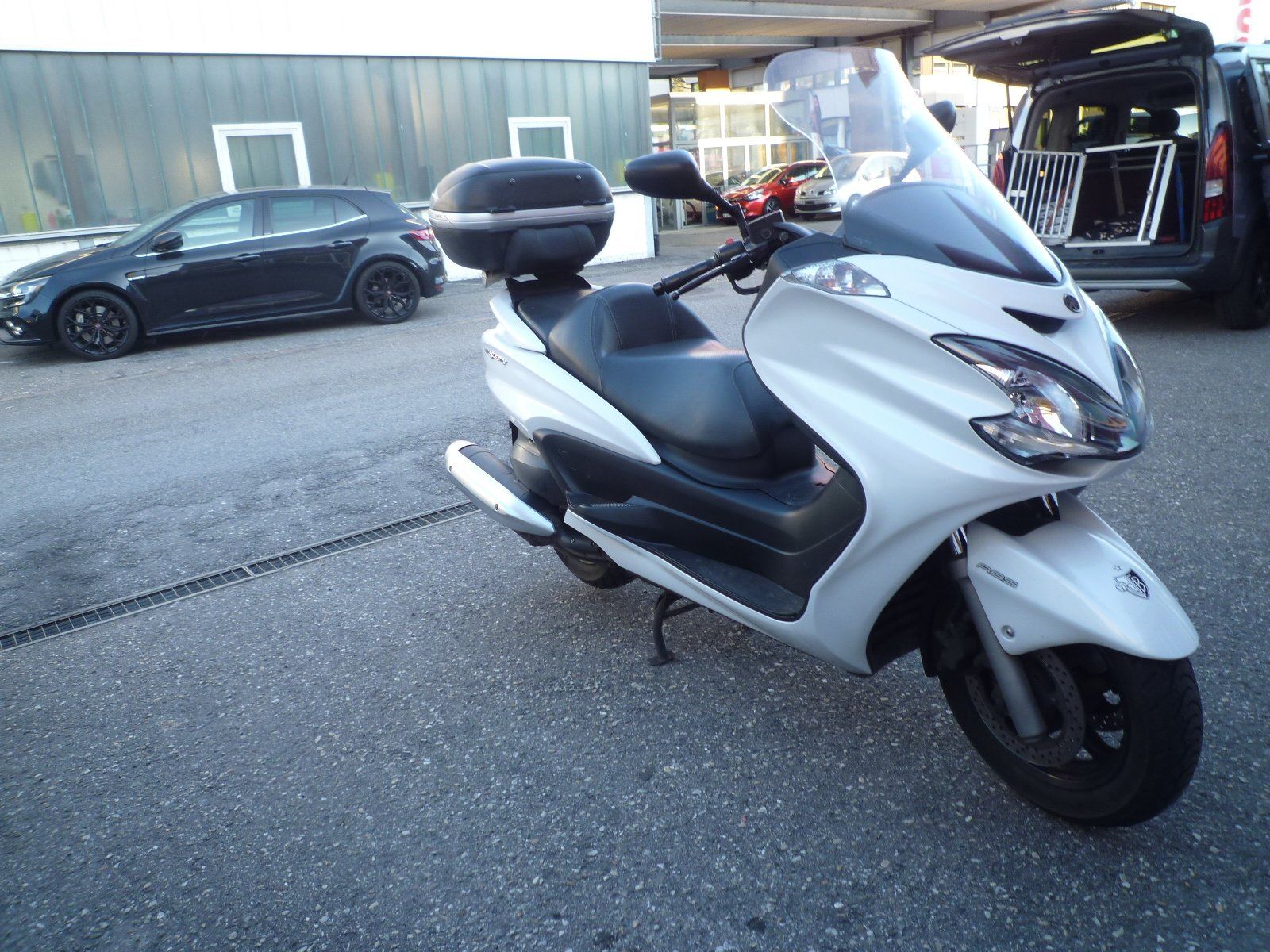 Yamaha Scooter: YMMAHA YP 400 Mayesty – Usato da Sissach venduto da Gruetter-Moto-Center 1