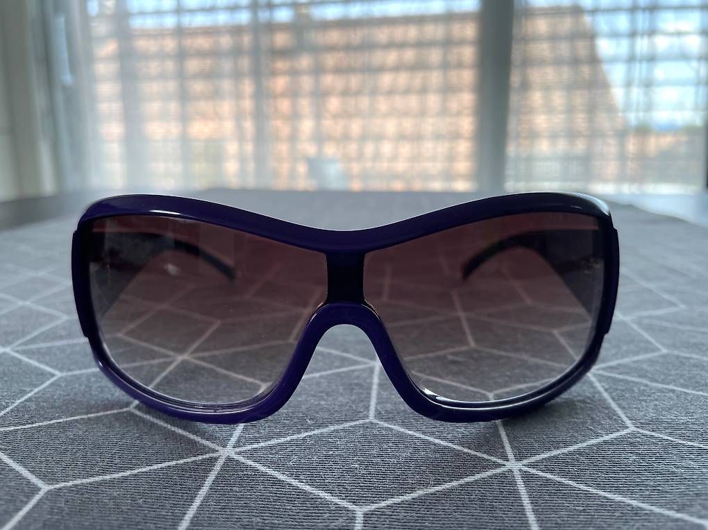 Lunettes & Verres: Lunettes de soleil Shred violettes – D'occasion à Gilly par FlorenceGill 1