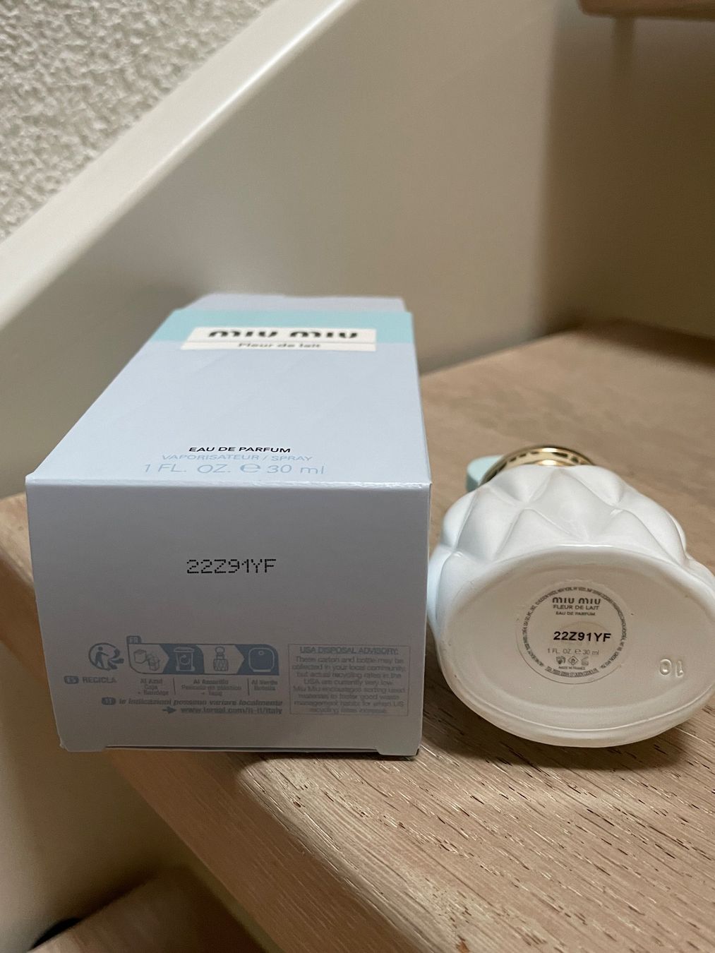 Miu Miu Profumi & Eau de Toilette: Miu Miu Fleur de Lait – Nuovo (secondo la descrizione) da Seedorf UR venduto da Vita000 1