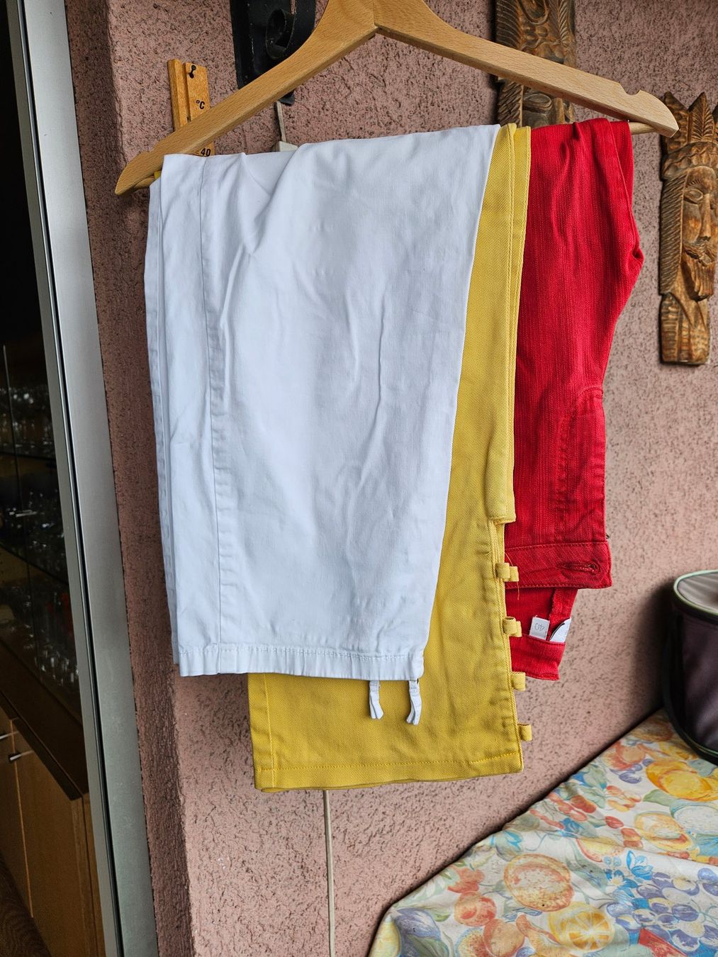Hosen: 3 Damenhosen 7/8 – Gebraucht aus Birsfelden von jas54