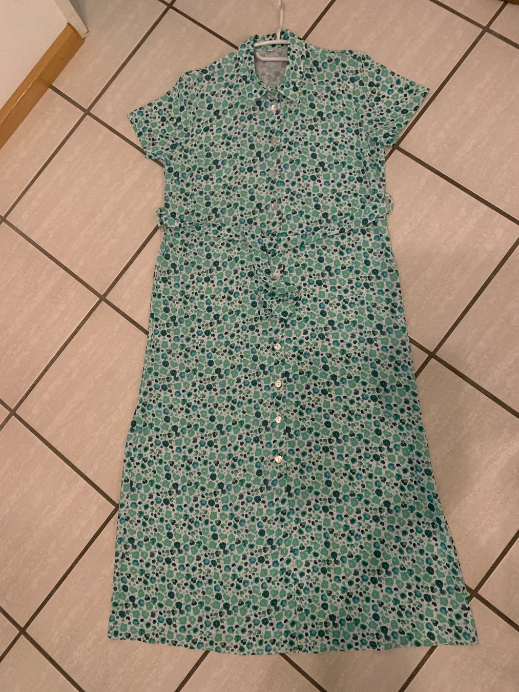 Vestiti: Neue Sommer Kleid 42 – Nuovo e nell'imballaggio originale da Lausen venduto da tiguan07 3