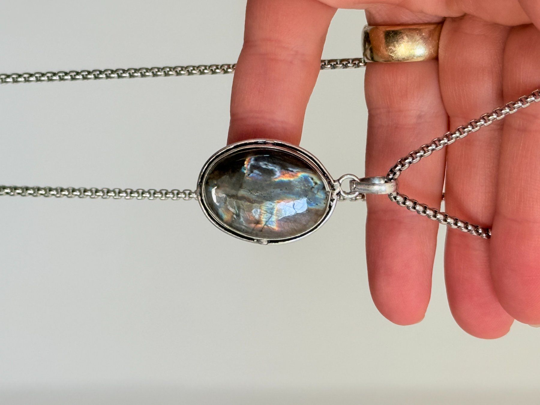 Ketten: Collier avec Labradorite – Neu und originalverpackt aus Genève von AWWA 6