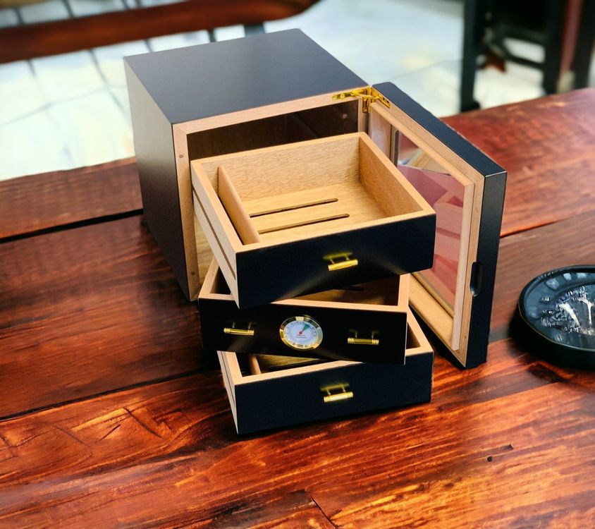 edler Humidor 24x24x24cm in SCHWARZ MATT NEU | Kaufen auf Ricardo