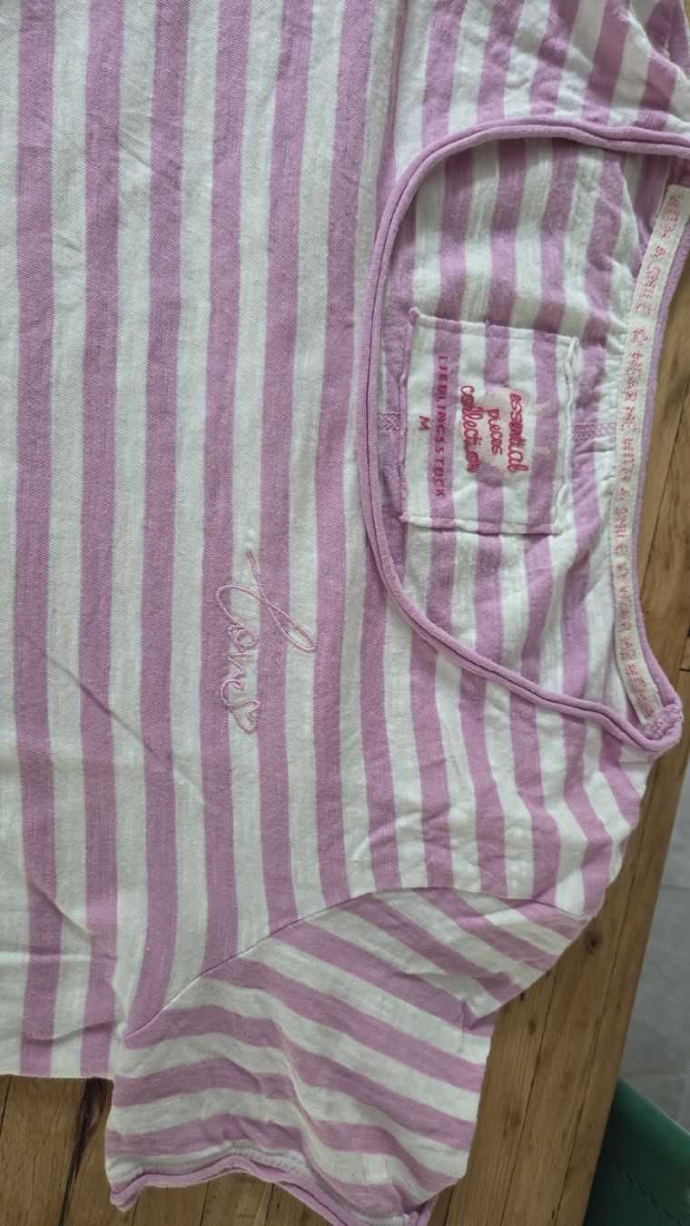 Lieblingsstück T-shirt: Lieblingsstueck Shirt – Nuovo (secondo la descrizione) da Winterthur venduto da sandi99 3