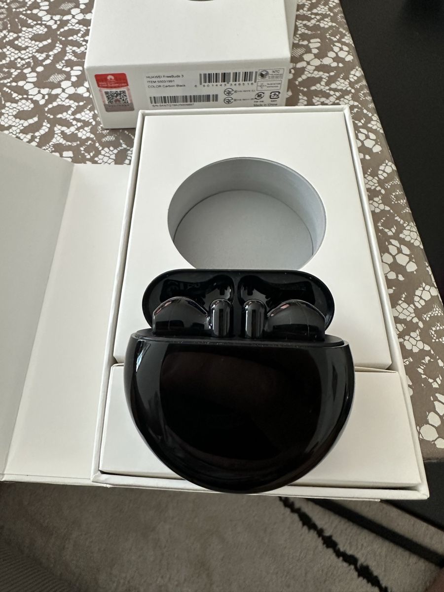 Casques audio: Huawei Freebuds 3, Schwarz – D'occasion à Hinteregg par chteddy 1