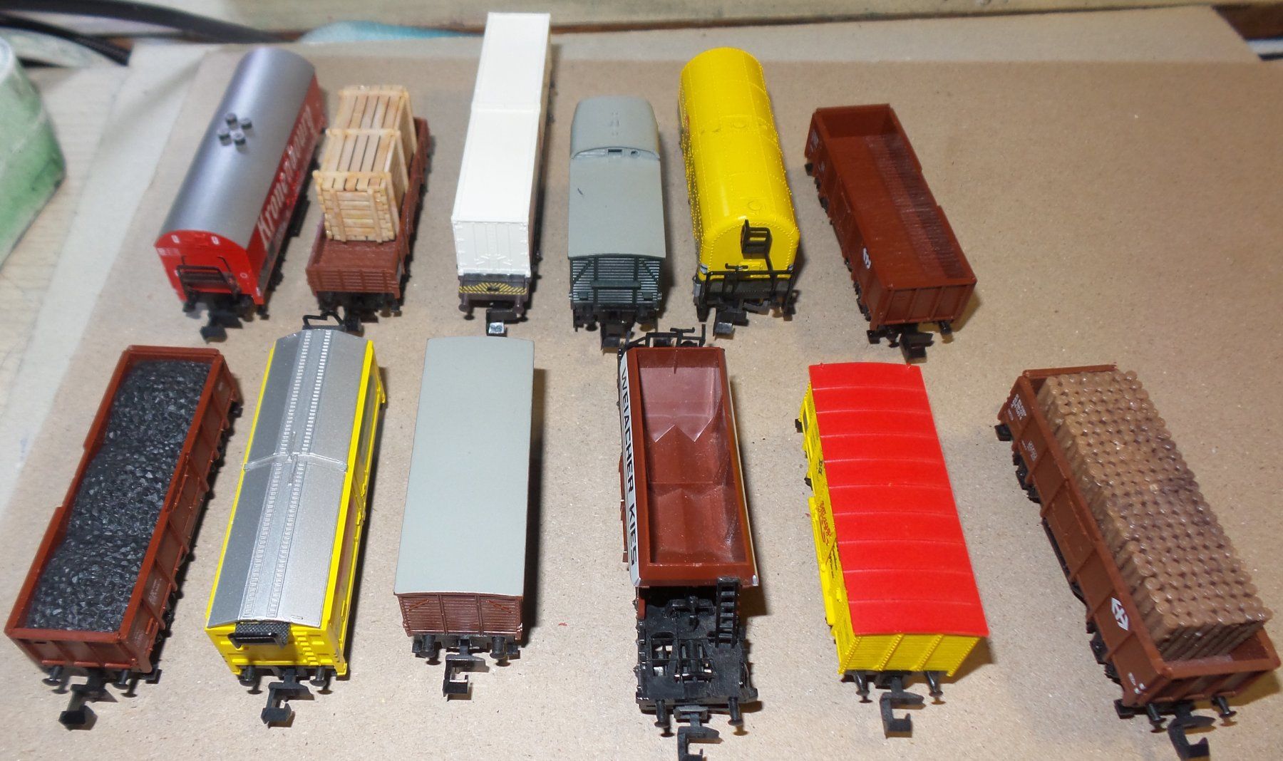 Trix Modelleisenbahnen: Lot 12 wagons divers Trix Minitrix N – Gebraucht aus Bulle von Rockandtoys 3