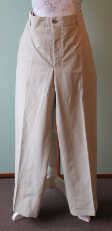 Bundfaltenhose von *TONI GARD*
