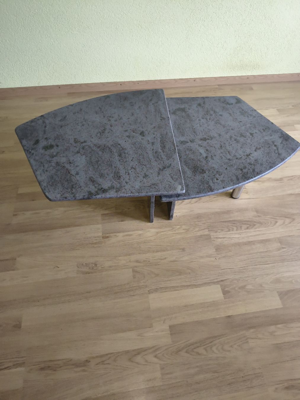 Tavoli: kleiner tisch – Usato da Mümliswil venduto da wue_v7ky 1