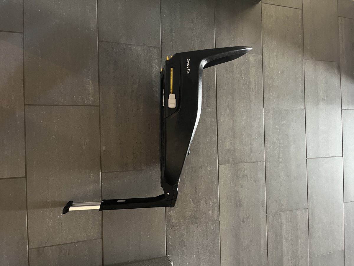 Maxi-Cosi Seggiolini per auto: Maxi Cosi 2way Pearl mit 2wayFix Station – Usato da Kleinandelfingen venduto da marco_85 6