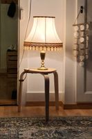 Vintage Tischlampe goldfarben mit hellbeigem Stoffschirm 