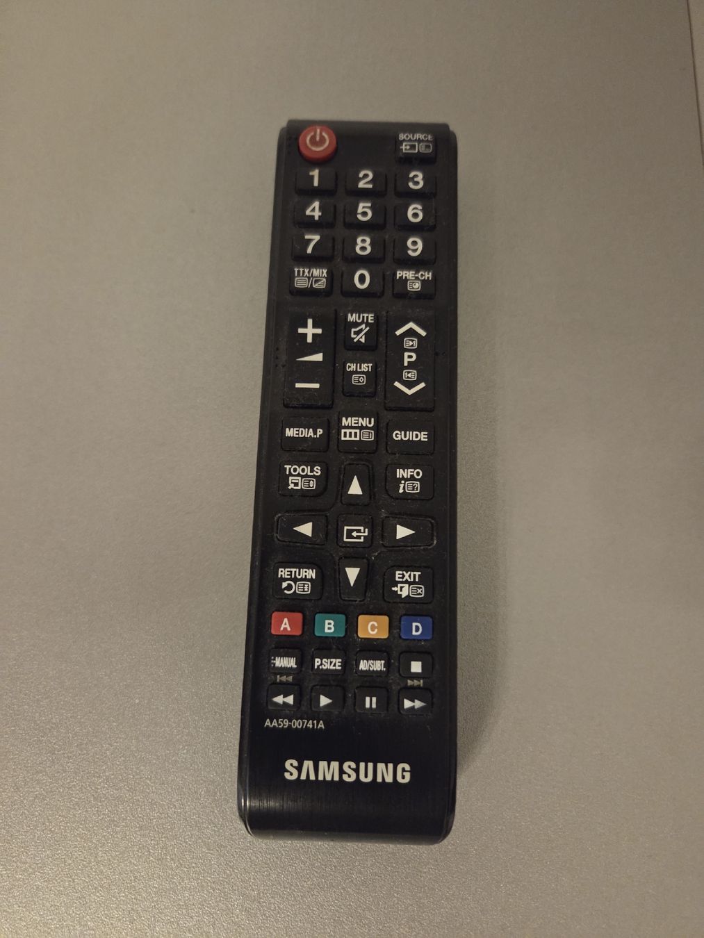 Fernseher: Fernseher mit Wandhalterung – Gebraucht aus Wangen an der Aare von THJEJA 4