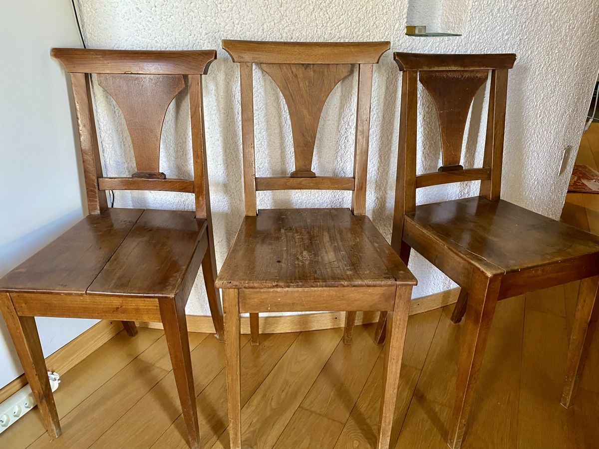 Sedie: 4 Holzstühle antik – Usato da Muri b. Bern venduto da Chrigubern 1