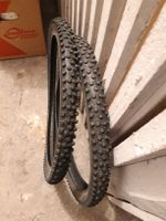 Schwalbe Spikes Pneu Reifen Velo 26"