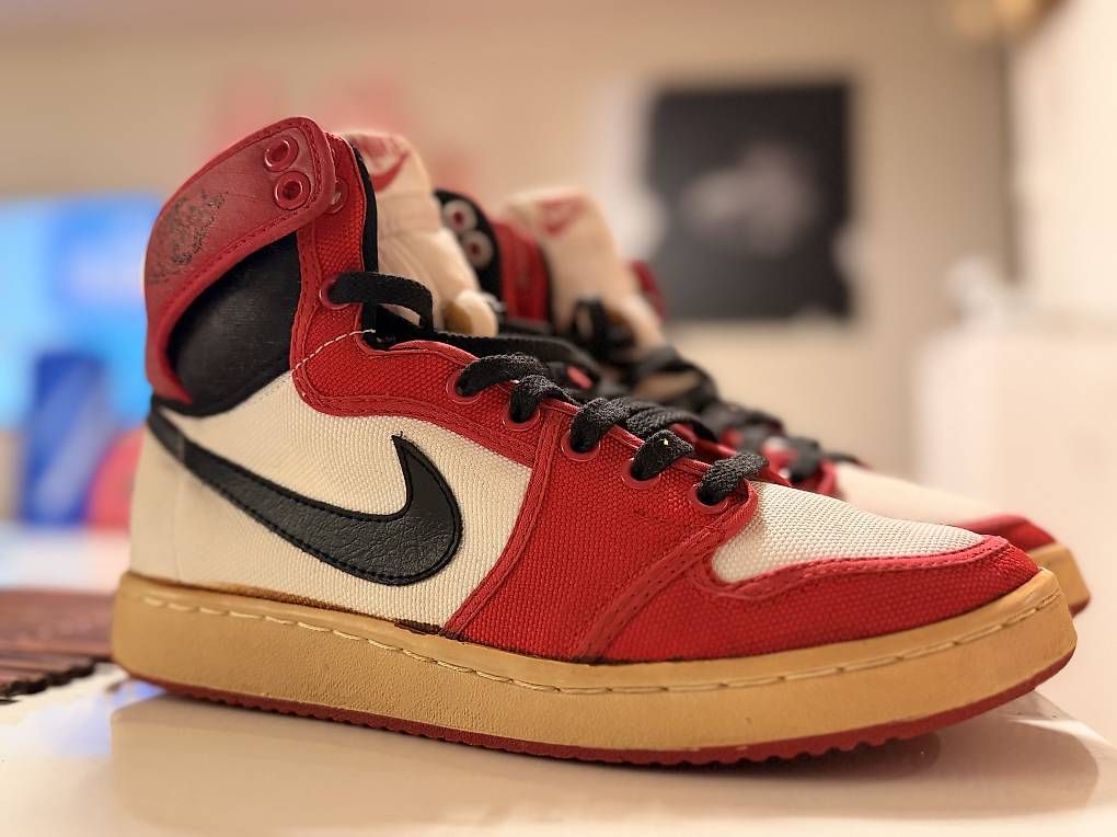 Jordan Scarpe da uomo: Jordan 1 AJKO DE 1985 – Usato da meyrin venduto da Nicotao
