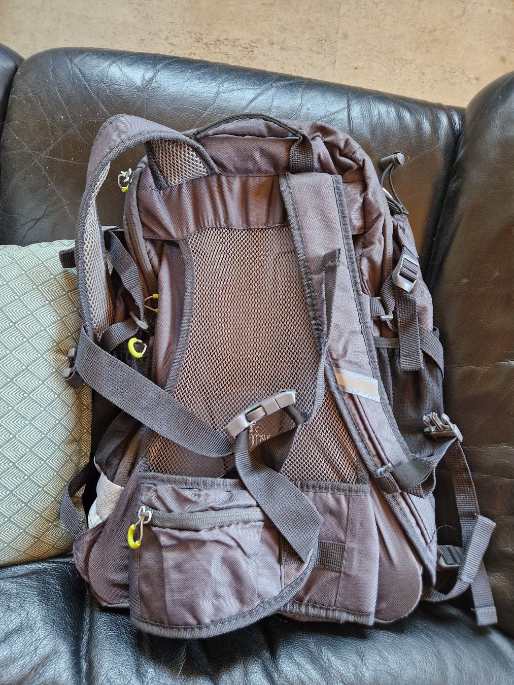 Zaini: Rucksack ROCKTRAIL grau, neu – Nuovo (secondo la descrizione) da Neukirch a.d. Thur venduto da mir_z2gz 1