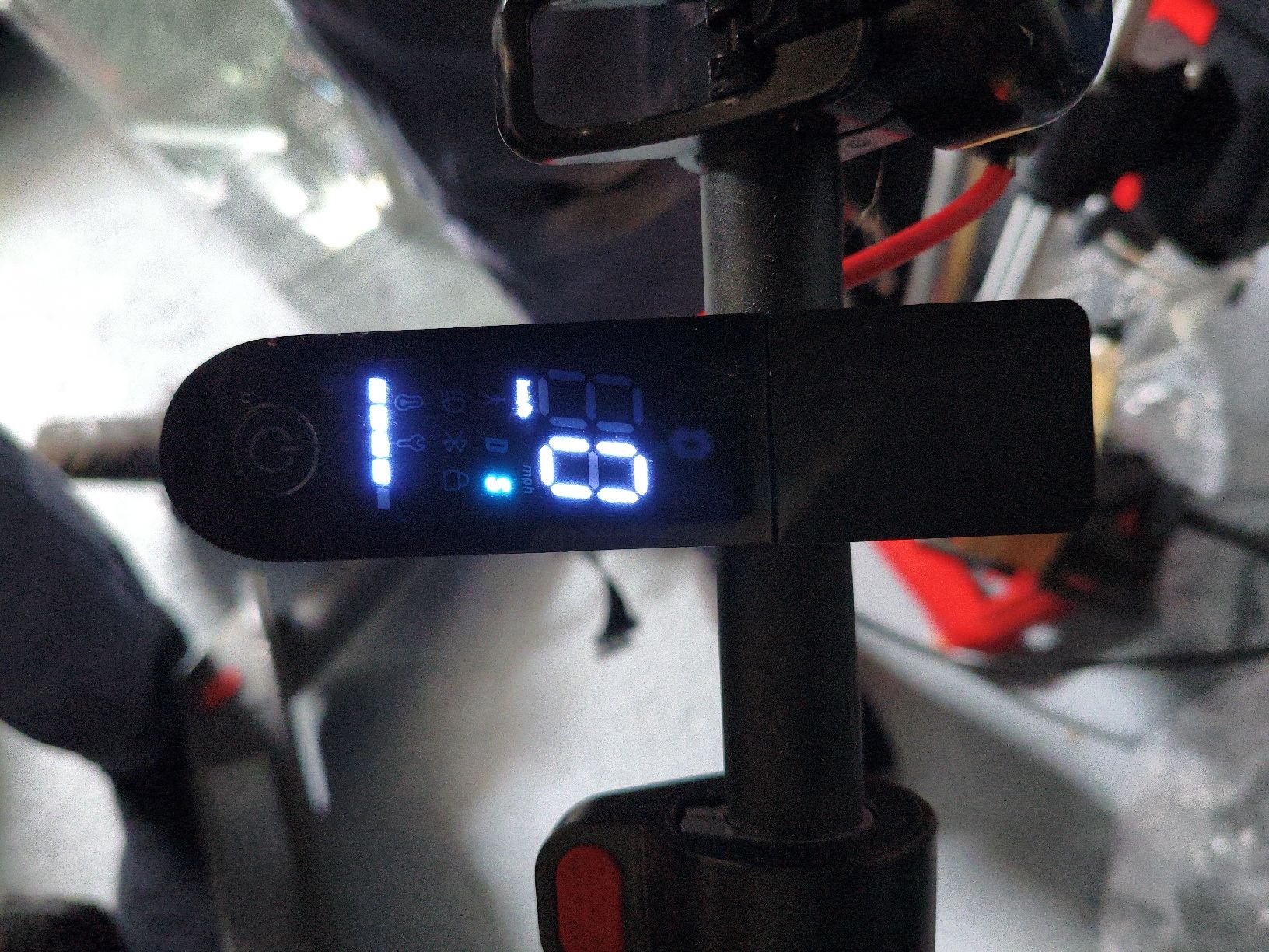 Scooter: E Scooter ab 1CHF – Usato da Pfungen venduto da jon_lg6b 1