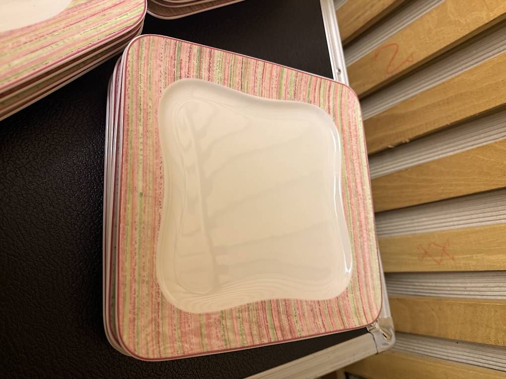 Set di piatti: Set di piatti – Usato da Riva San Vitale venduto da sav_l5kk 3