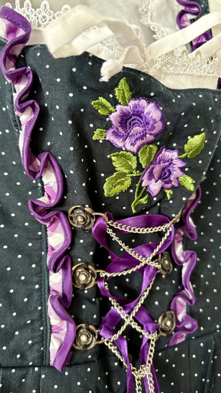 Vestiti: Wunderschönes Dirndl "Bergweiss Trachten" inkl. Bluse – Usato da Bannwil venduto da Jeyhag 2