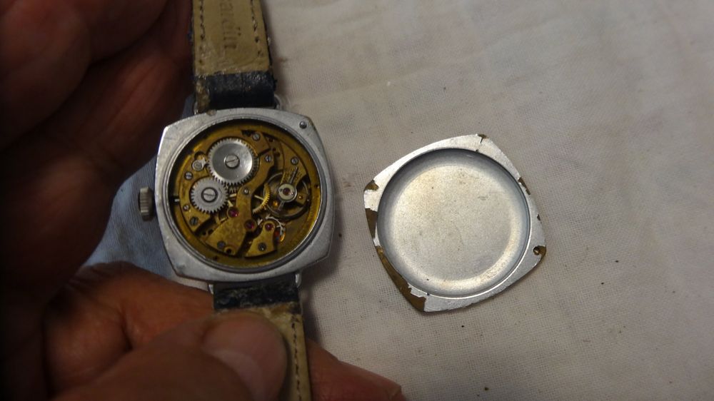 Orologi: ANTIK HERREN CHRONO SECONDEN UHR,HANDAUFZEUG.LÄÜFT--30X30MM – Usato da zürich venduto da ahmad01 6