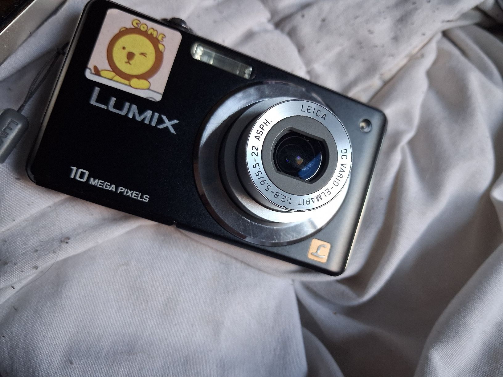 Panasonic Appareil photo: Panasonic Lumix DMC-FX700 Kamera 10 Megapixel  – D'occasion à Sevelen par rot_7p8z 1
