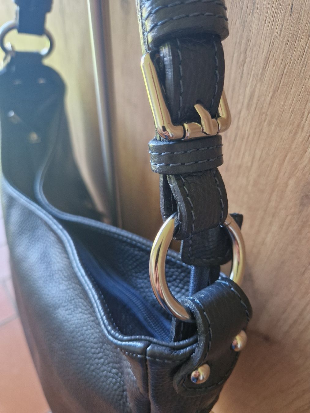 Borse da donna: Anna Morellini Tasche Leder dunkelblau – Usato da Lichtensteig venduto da Cocabana_16 1