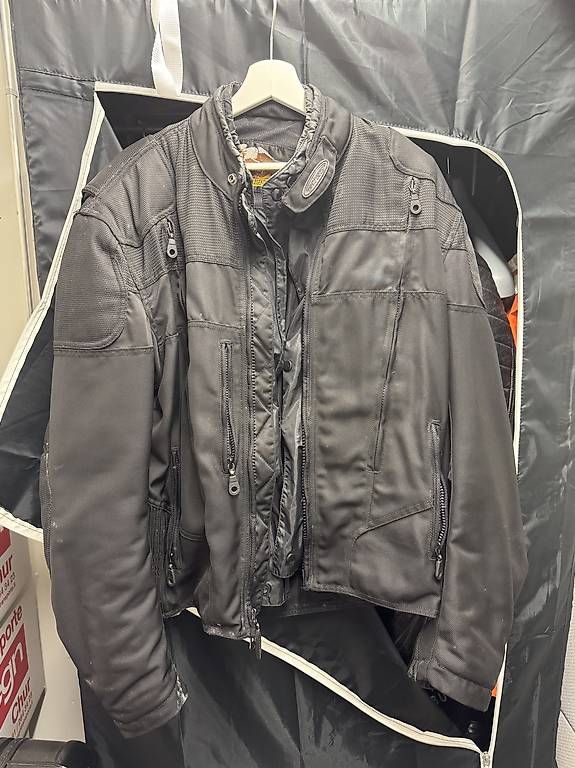 Harley-Davidson Giacche: Jacke Harley Davidson – Usato da Zürich venduto da mpally 1