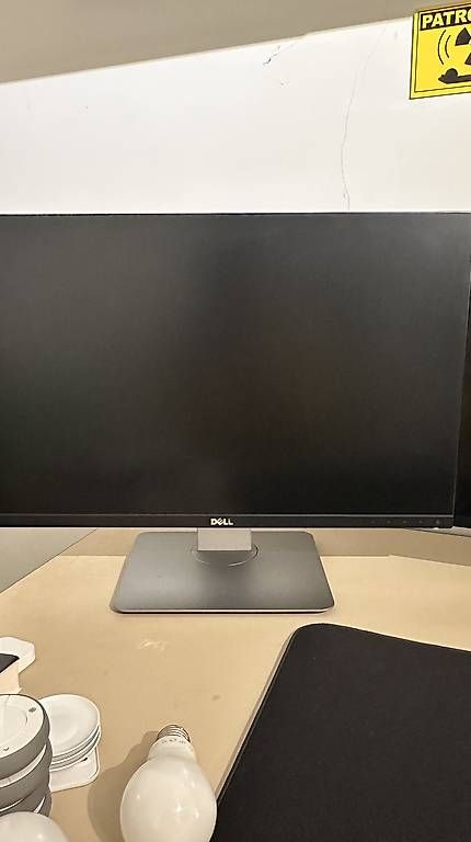 Dell Monitor: 3 monitor DELL – Usato da Canobbio venduto da nb0003 2