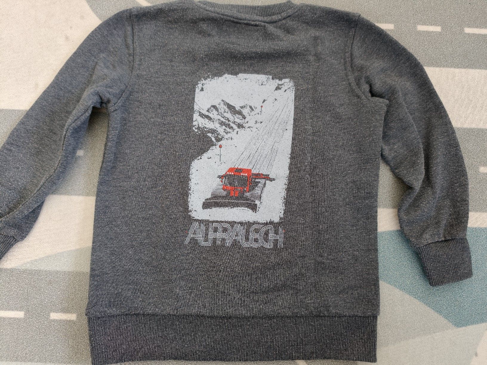 Kleiderpakete & -sets: 6 Pullover Set Kinder Gr. 122/128 gebraucht – Gebraucht aus Naters von Nikii 7