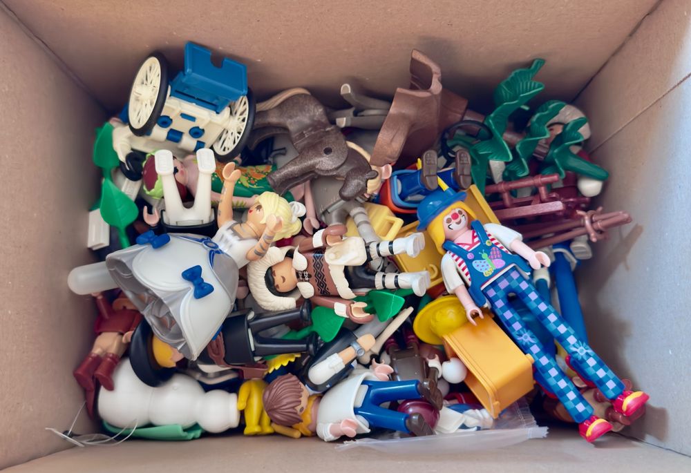 Playmobil Jouets: Playmobil - Diversi personaggi e accessori – D'occasion à Bruzella par LiciaG 1