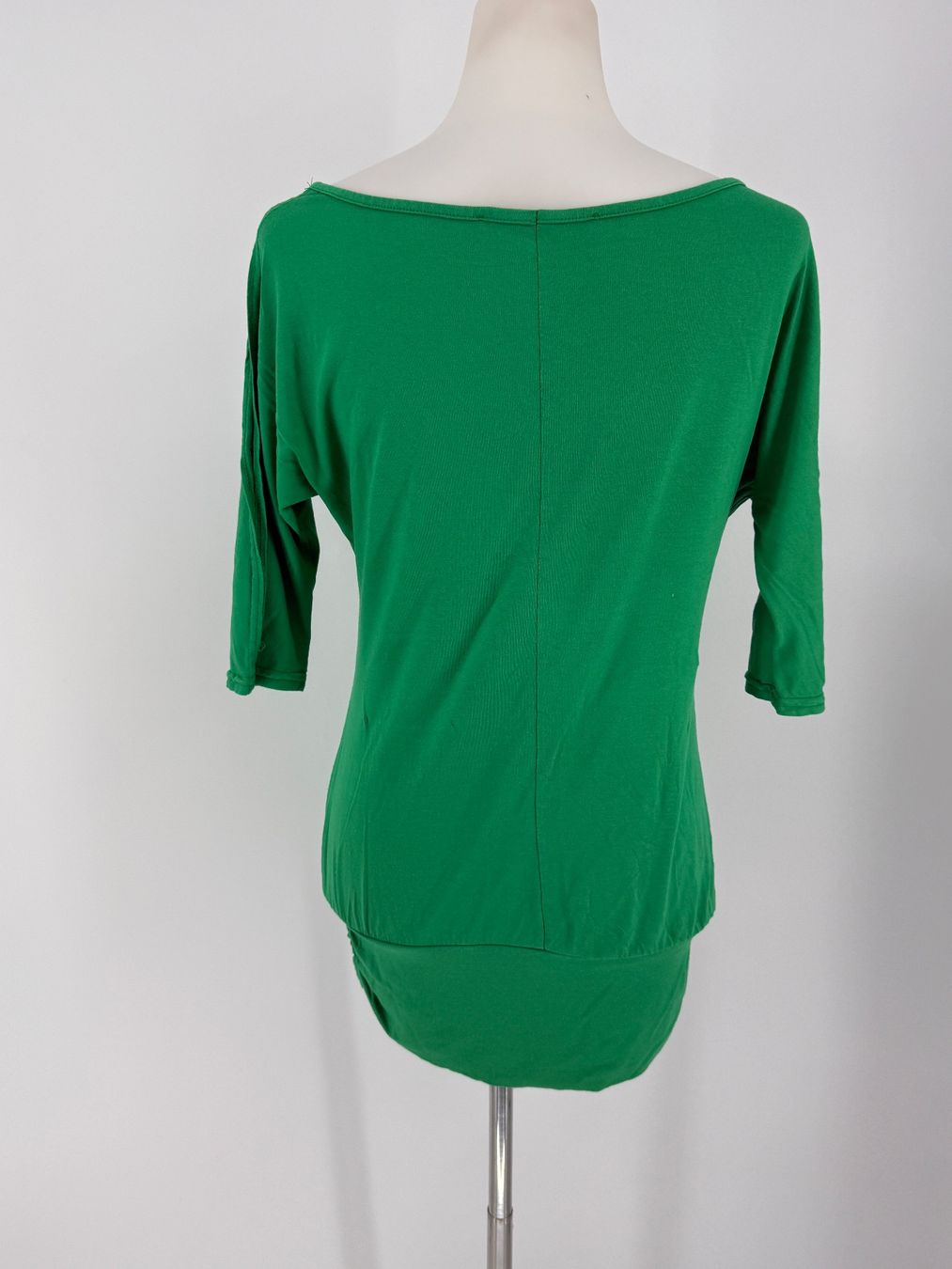 T-Shirts: Shirt mit Cut-Outs Gr. M von Zebra – Gebraucht aus Auenstein von moin. 3