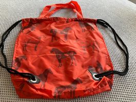 Bag rot mit Pferden
