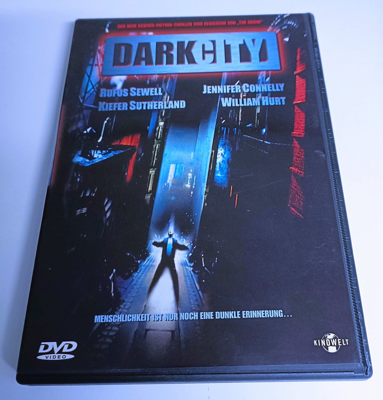 Tutti i DVDs: Dark City (DVD) – Usato da Köniz venduto da Movieportal007