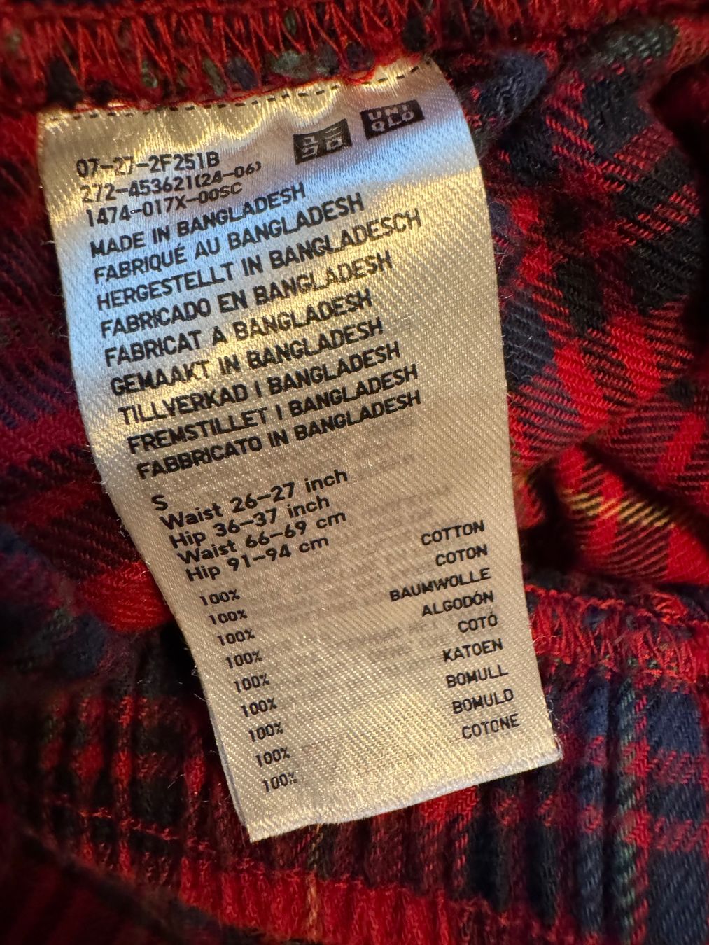 Uniqlo Pantaloni: Uniqlo Hose – Usato da Obfelden venduto da cesarina10 5