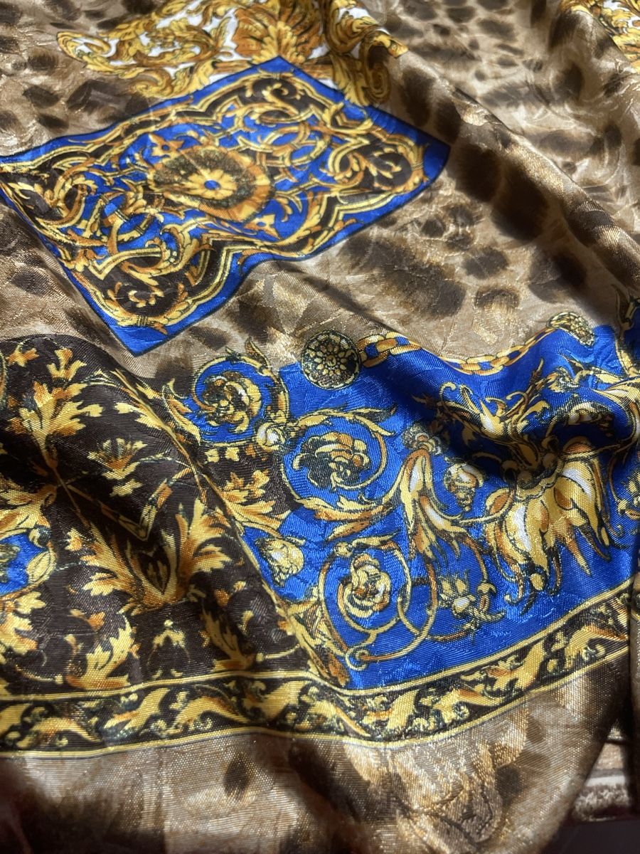 Foulards, Tücher & Schals: Sciarpa fantasia leopardata e barocca blu oro – Neu (gemäss Beschreibung) aus Gordevio von LanaZimm 1