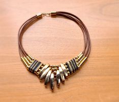 Modeschmuck Kordel braunes Leder goldig mit schwarz