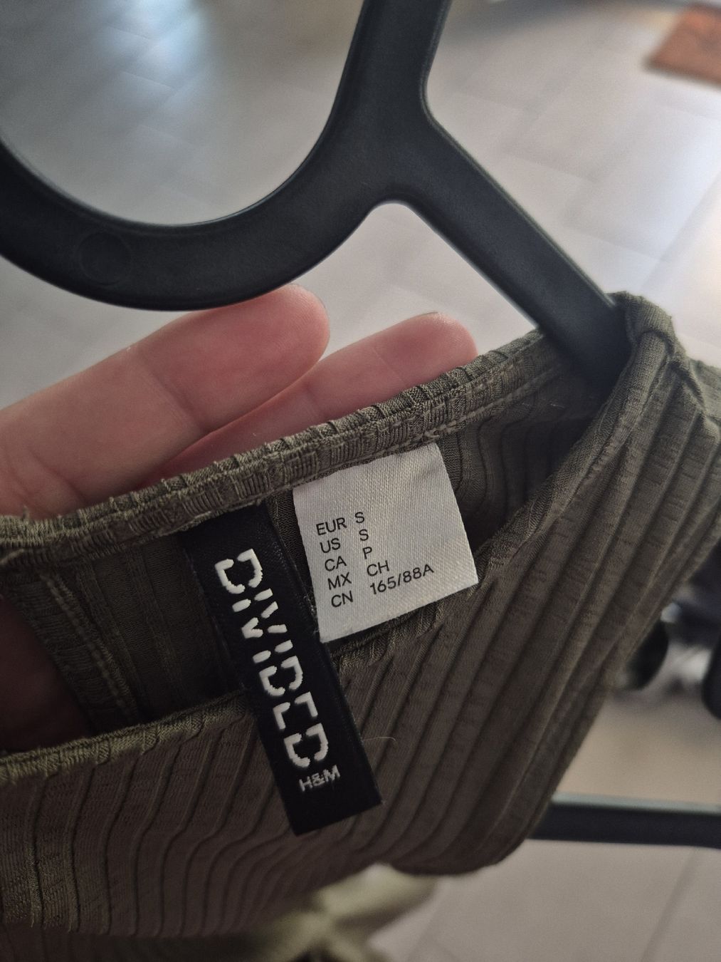 H&M Jumpsuits: Jumpsuit Grösse S  – D'occasion à ebikon par tho_52xf 2