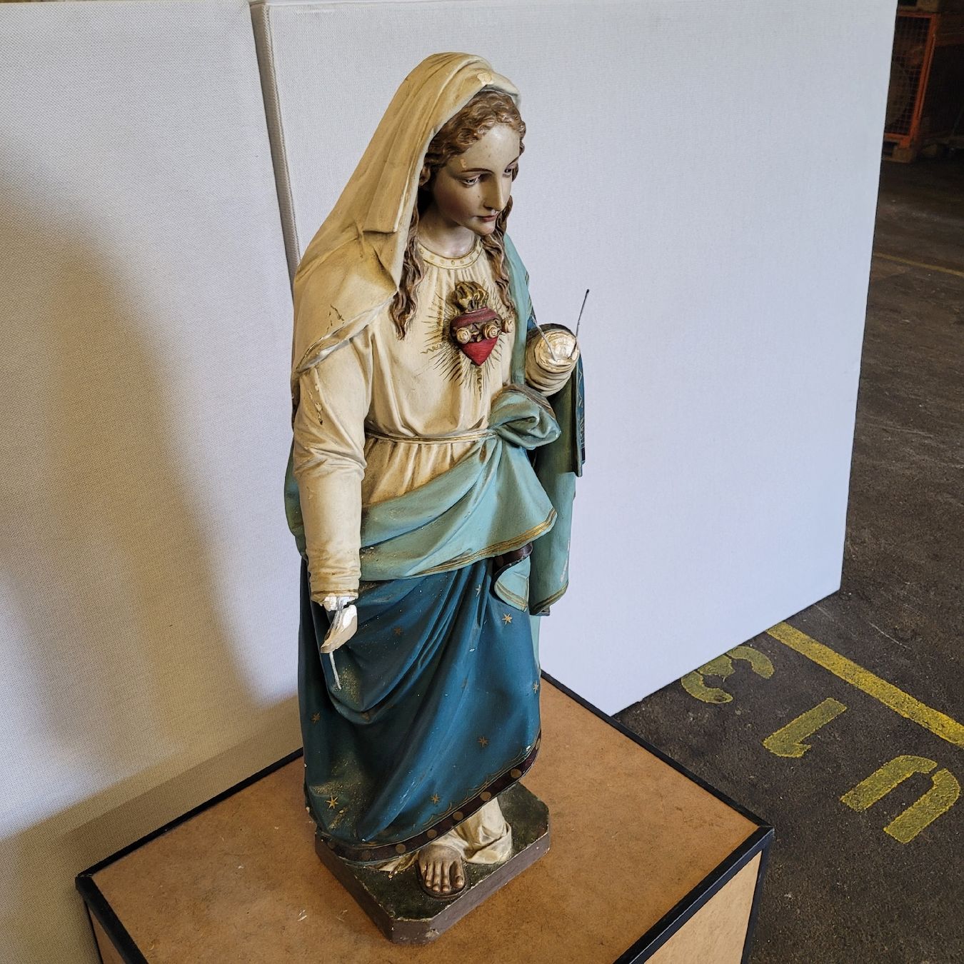 Statuette: antike figur statue maria – Usato da Reichenburg venduto da AK_78 1