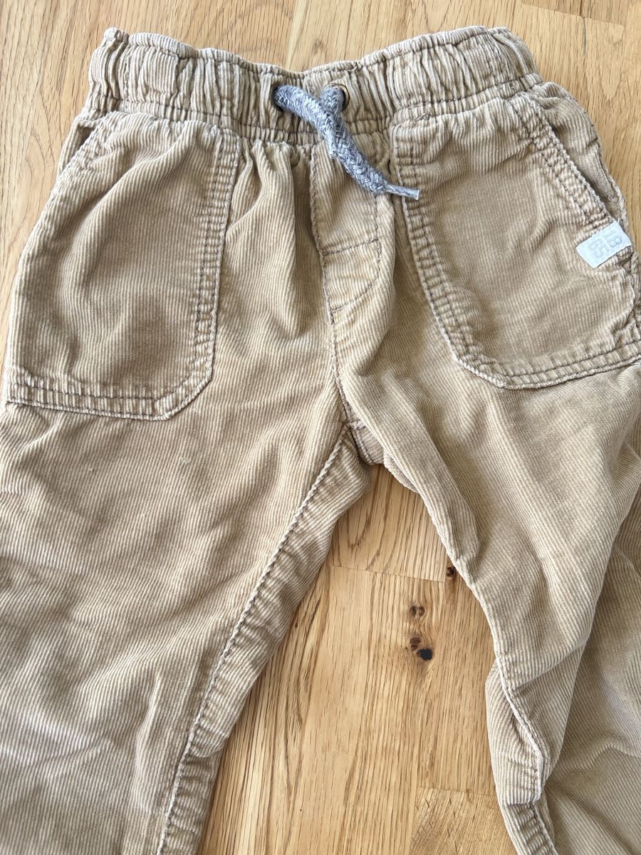 Lotti & Set di vestiti: Kleiderpaket Jünge 92/98 – Usato da Zollikerberg venduto da Huglina 3