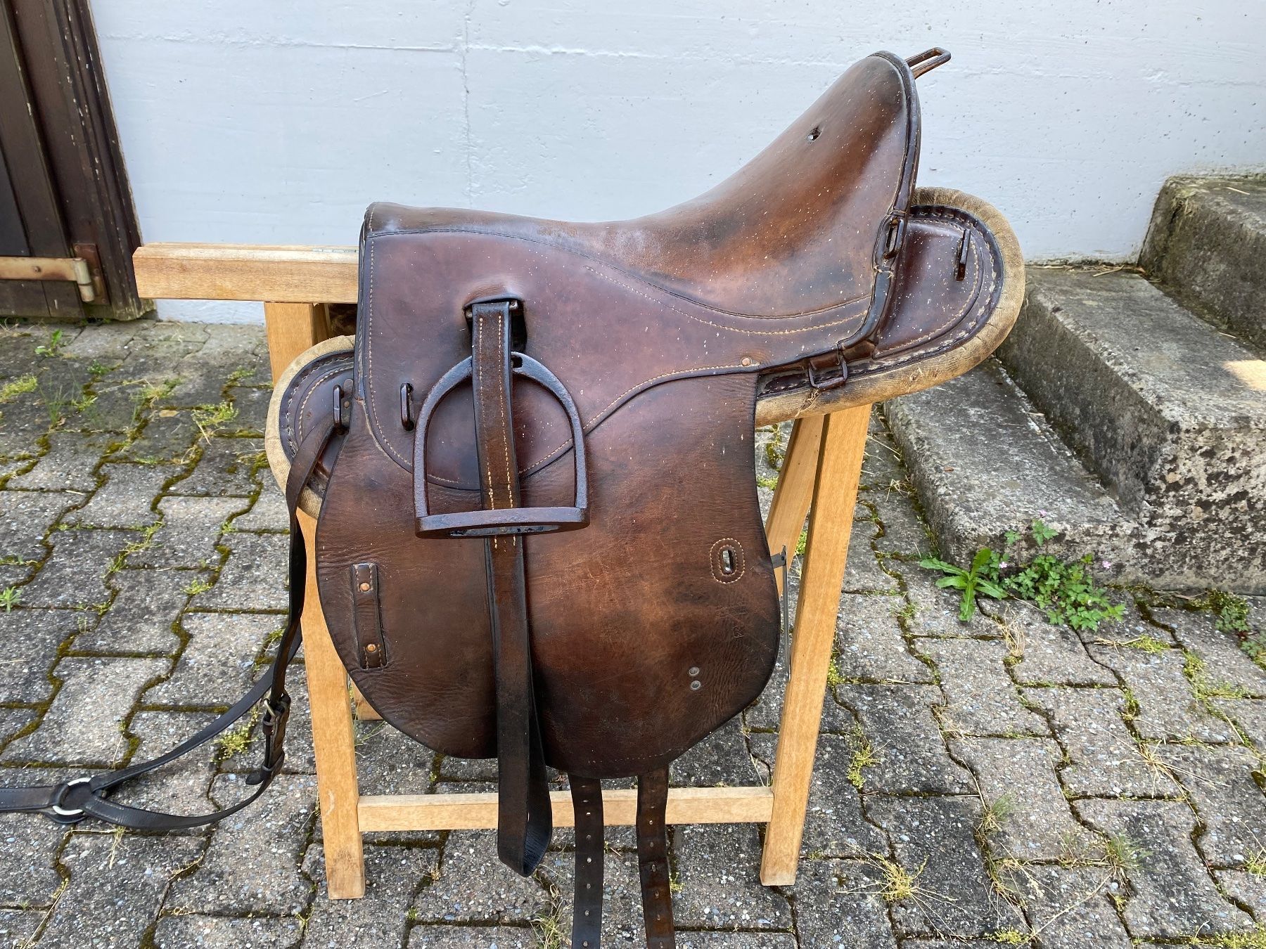 Selle & Accessori: Kavallerie Sattel Schweizer Militär – Usato da Feldbach venduto da Fea1 1