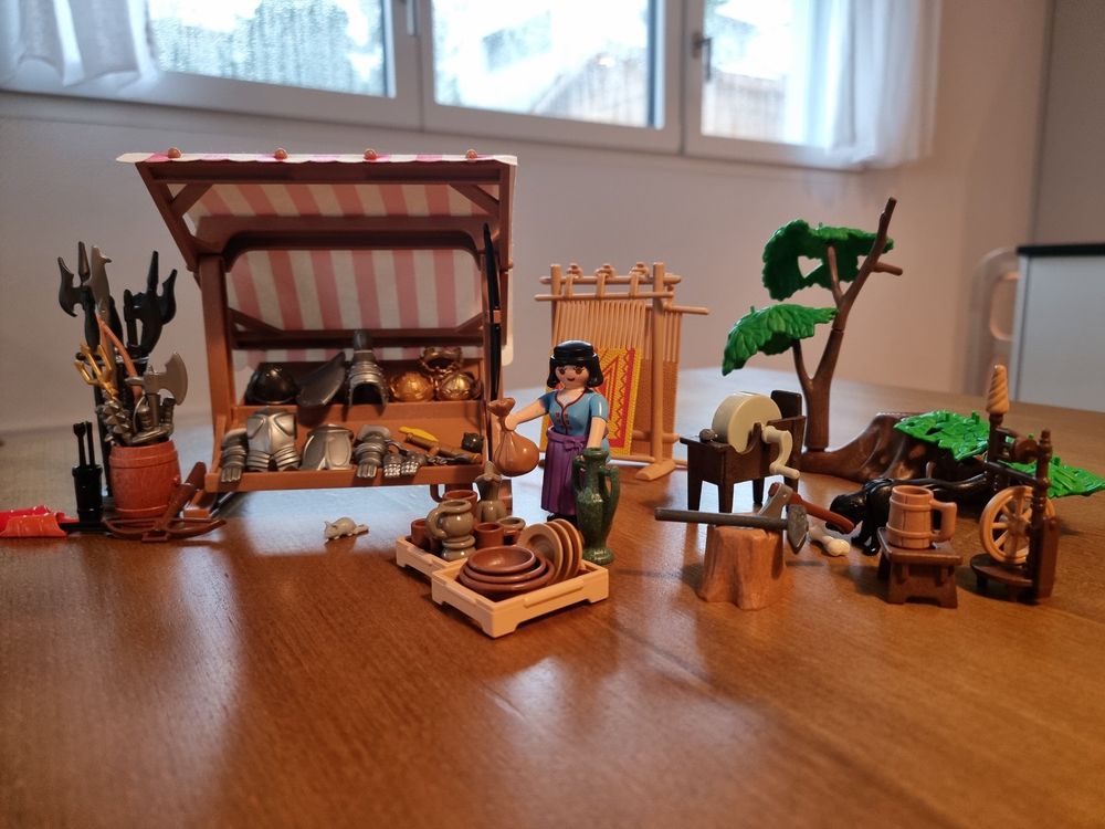 playmobil-tal-du-moyen-ge-figurines-ritter-markstand-gebraucht-in