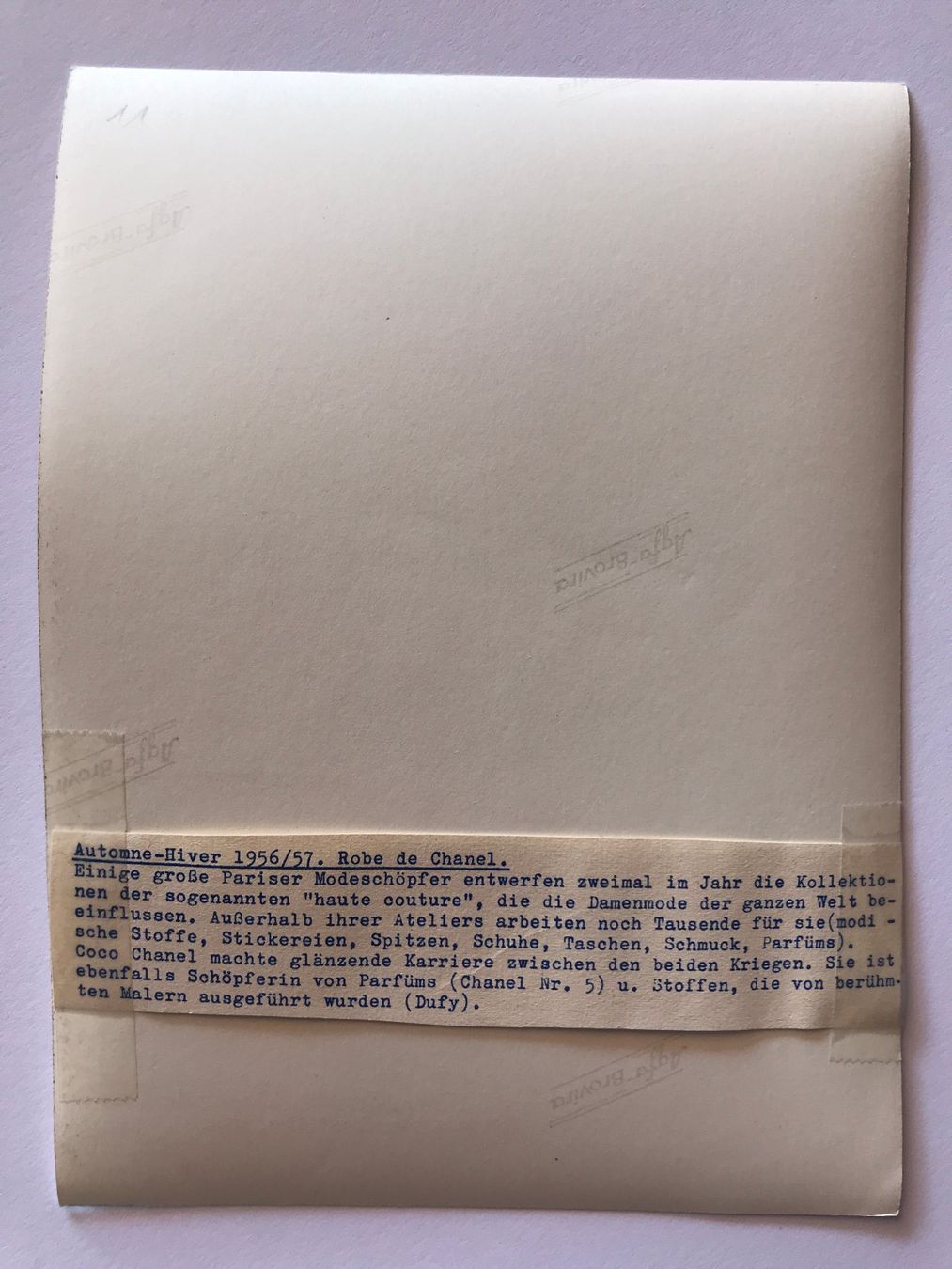 Poster & Bilder: CHANEL Modefotografie VINTAGE 1956 – Gebraucht aus Küsnacht ZH von sowohlalsauch 1