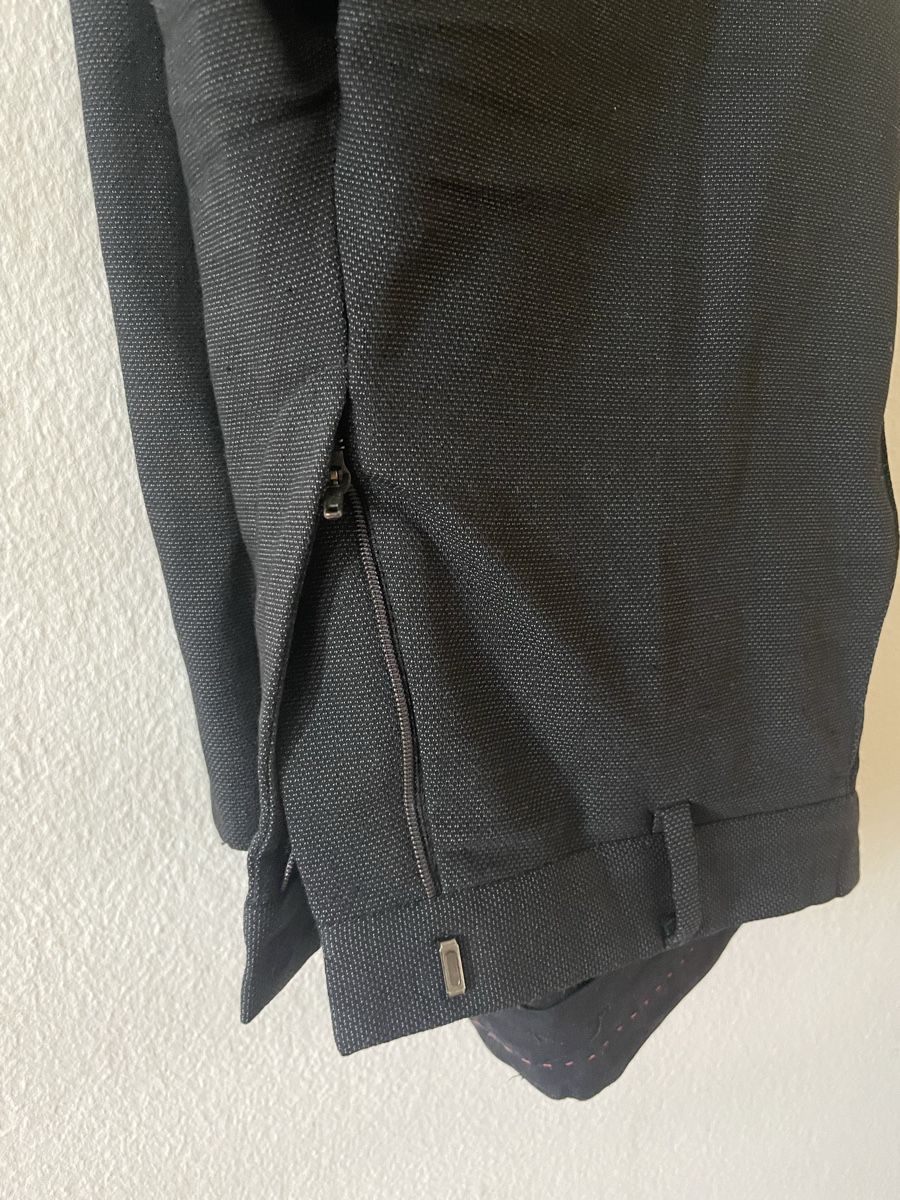 Hugo Boss Completi: Herren Anzug Hugo Boss dunkelgrau Grösse 44 – Usato da Adliswil venduto da maximiliann 4