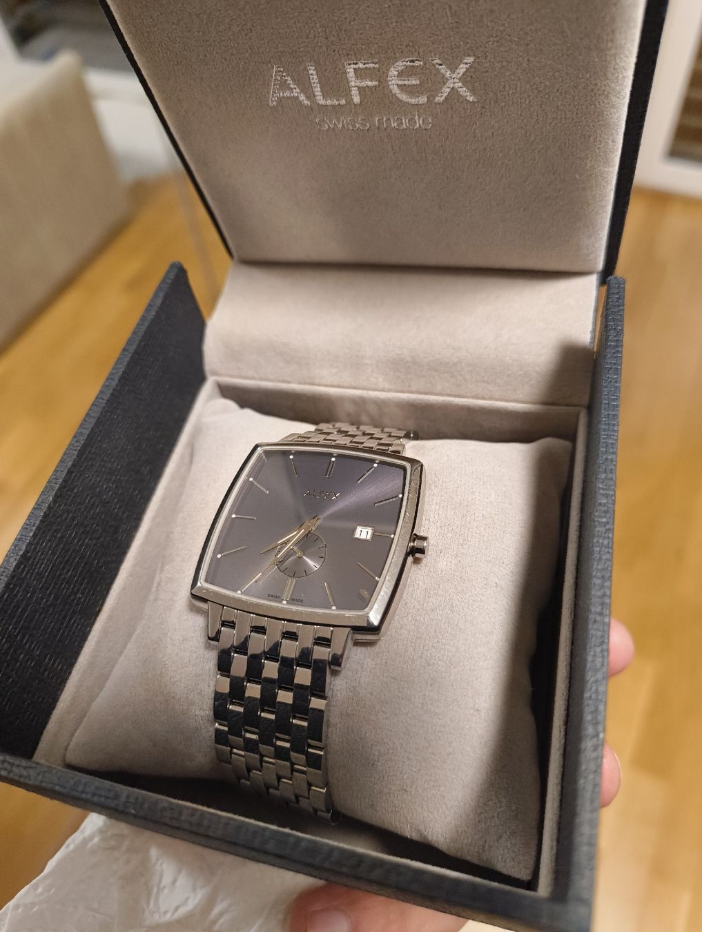 Alfex Uhren: Alfex Swiss Made Uhr Grau – Gebraucht aus Schönenwerd von FJHenao 2