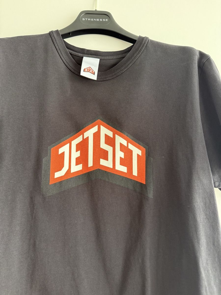 Jet Set T-shirt: Jetset T-Shirt – Usato da Buchs AG venduto da MiWeFe17 2