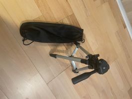 Leichtes Universal Alu-Kamerastativ inkl. Tasche